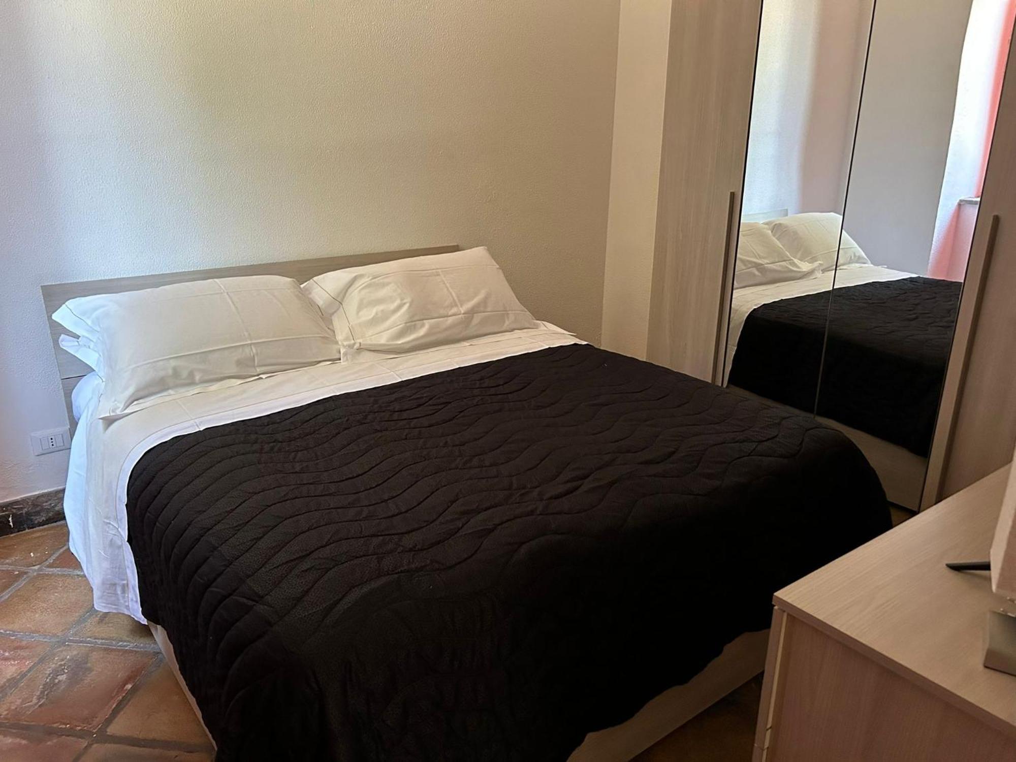Li Cuti Apartments Catania Luaran gambar